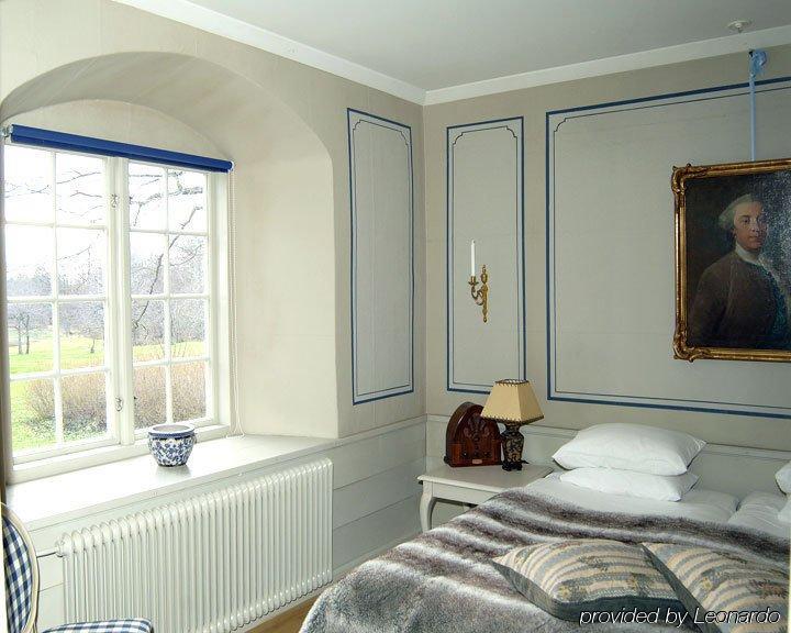 Vaestana Slott Guest House Granna Bilik gambar